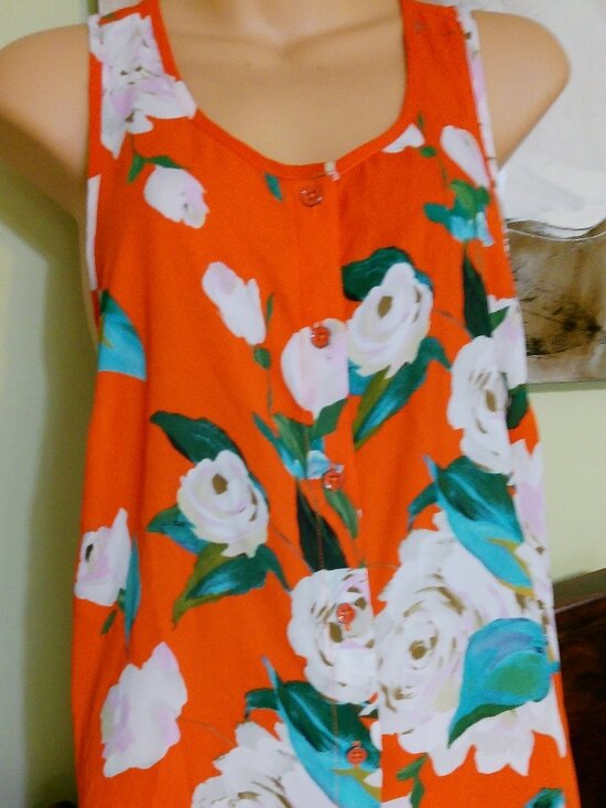 CABI Tops - CABI BLOUSE SIZE MED GOOD CONDITION BEAUTIFUL COLORS